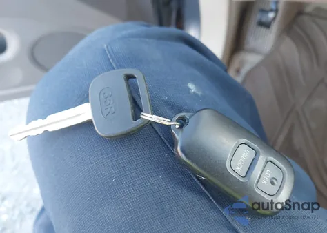 2006 Toyota Highlander from USA, damaged, VIN JTEGD21A660139673